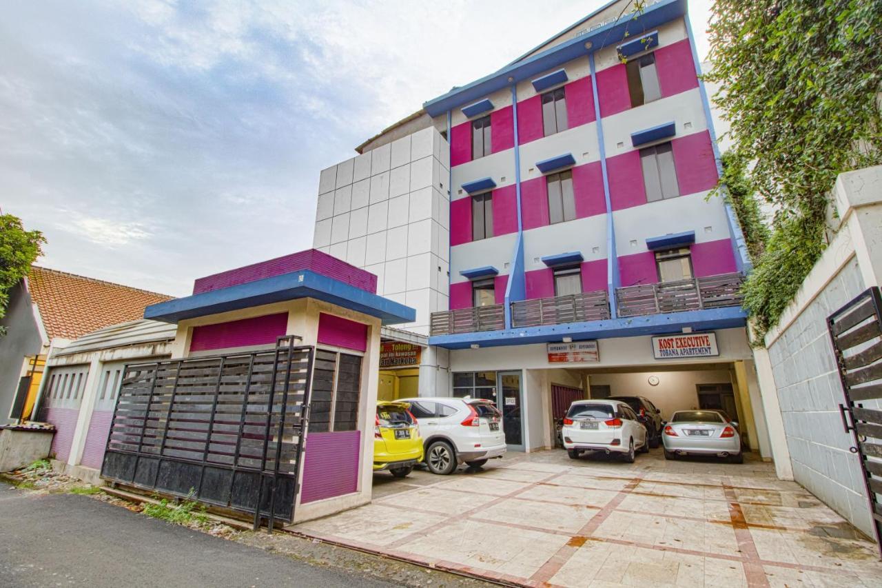 Tobana House Bintaro Hotel Jakarta Exterior foto