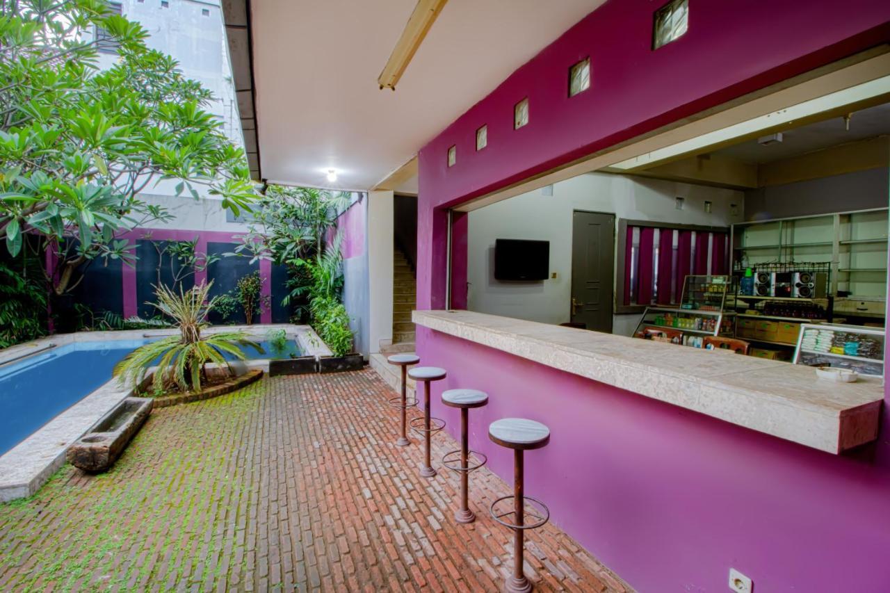 Tobana House Bintaro Hotel Jakarta Exterior foto