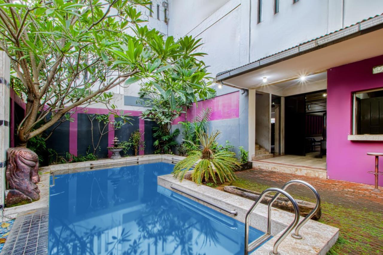 Tobana House Bintaro Hotel Jakarta Exterior foto